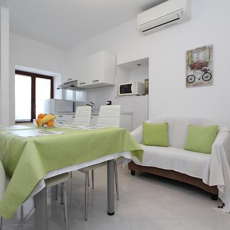 Apartments Luna Rovinj Luaran gambar