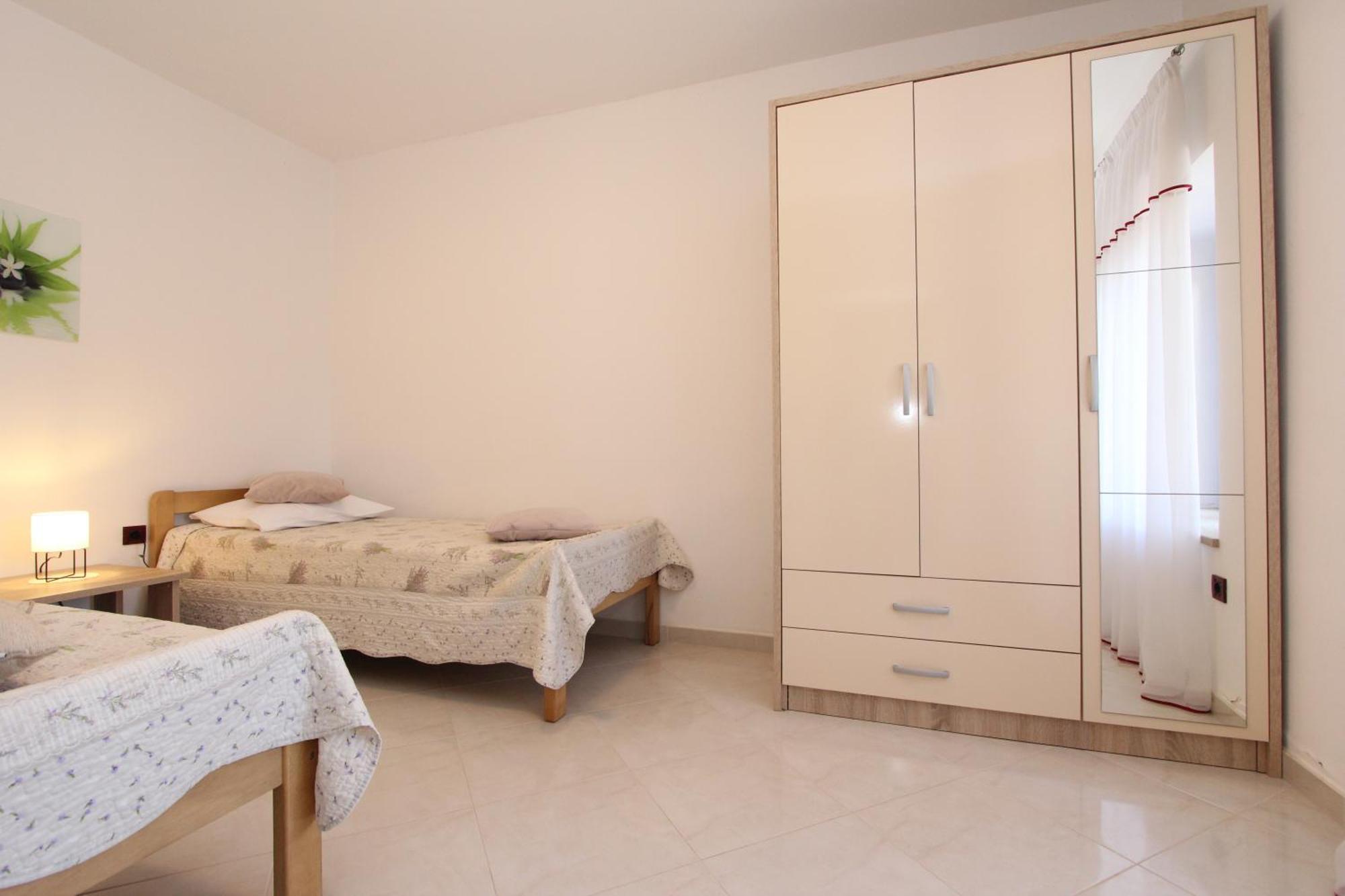 Apartments Luna Rovinj Luaran gambar
