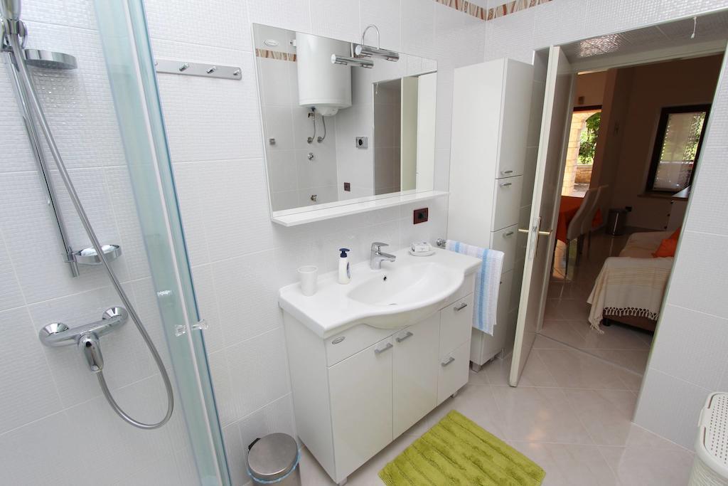 Apartments Luna Rovinj Luaran gambar