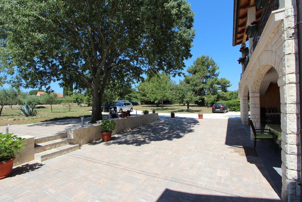 Apartments Luna Rovinj Luaran gambar